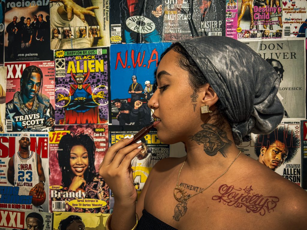 "Eu só queria dar voz a quem ninguém escuta e é isso que eu tento fazer": é assim que Malu define sua jornada na arte / Foto: Paola Cieglinski